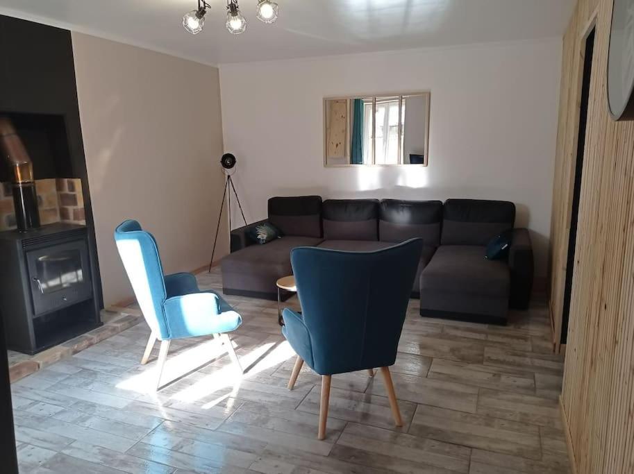 Maison De Campagne Avec Cour Sées Extérieur photo